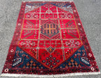 VINTAGE PERSIAN SHIRAZ PICTORIAL HAND KNOTTED RUG, 5.4 x 7.4 (163cm x 224cm)