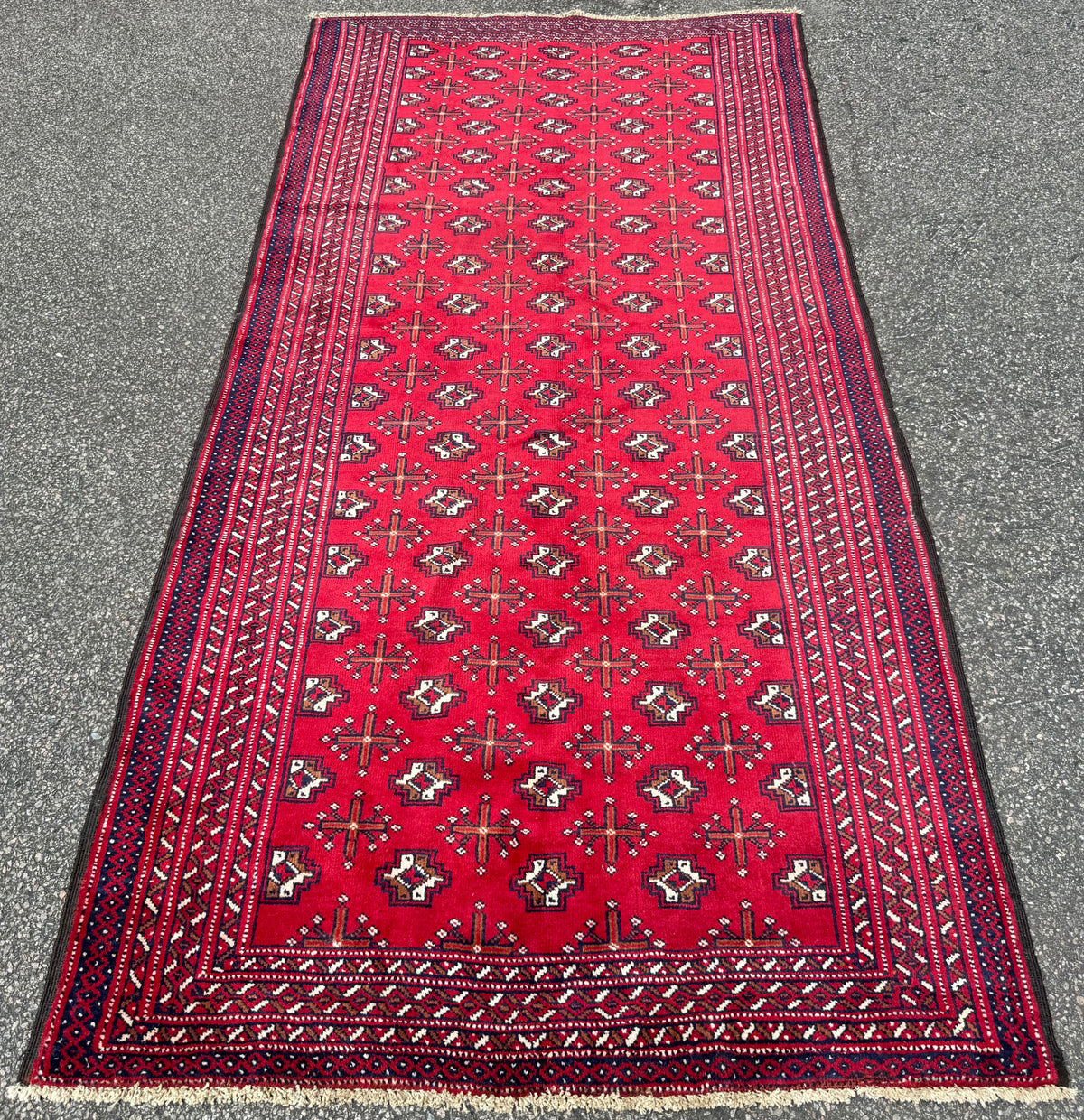 BUKHARA HAND KNOTTED RUG WITH 200+ KPSI, 4.9 X 10.0 (145cm x 305cm)