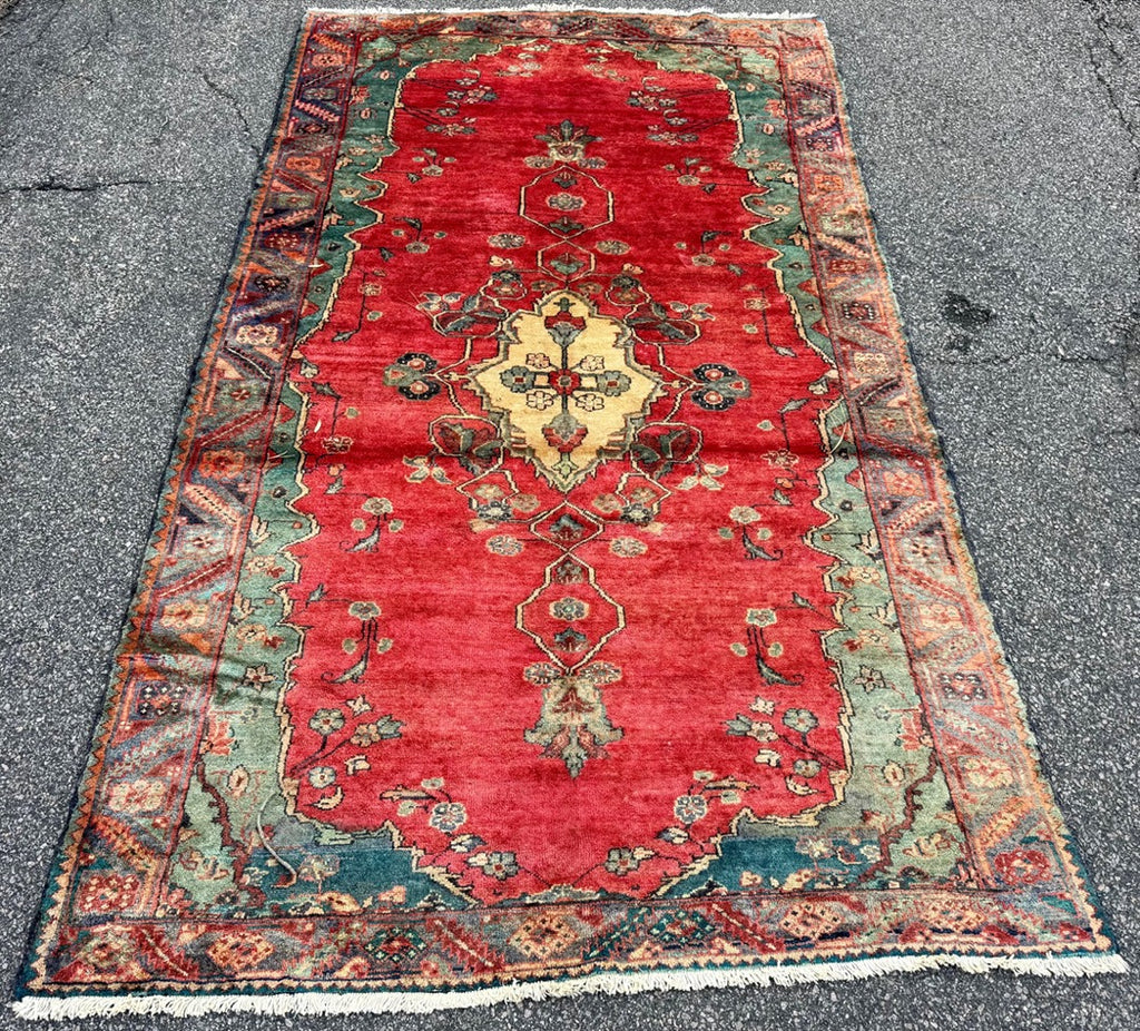 ANTIQUE PERSIAN MALAYER HAND KNOTTED RUG, 5.2 x 9.2 (157cm x 279cm)