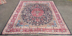 SIGNED PERSIAN KASHAN PICTORIAL HAND KNOTTED RUG, 9.8 x 12.3 (295cm x 373cm)
