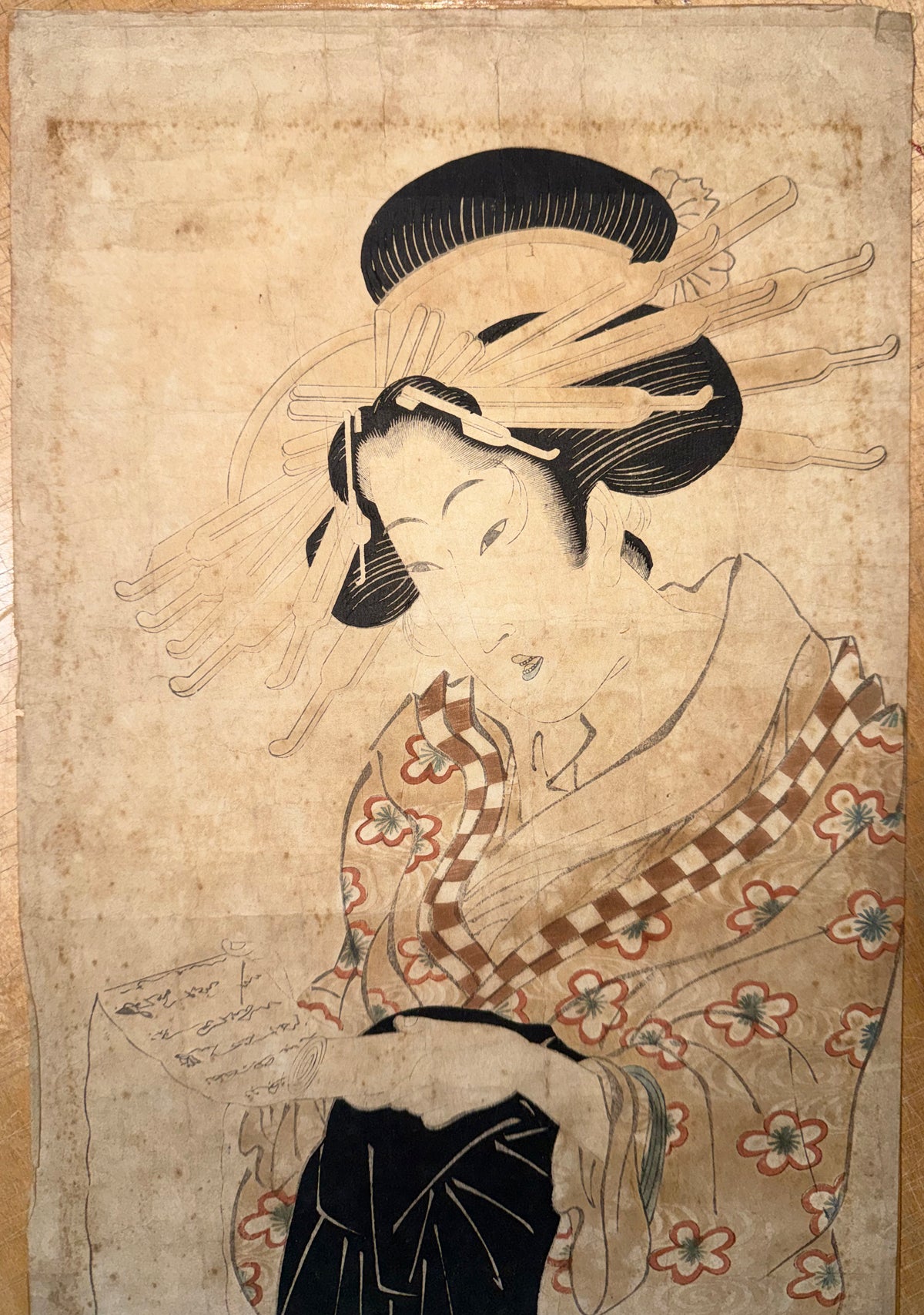 RARE EDO PERIOD KIKUGAWA EIZAN (1787–1867) ORIGINAL JAPANESE WOODBLOCK PRINT, KAKEMONO-E VERTICAL DIPTYCH OF A COURTESAN READING A LETTER WITH COA, 18IN x 42IN (46cm x 107cm)