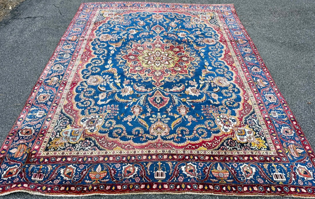 VINTAGE PERSIAN KERMAN HAND KNOTTED RUG, 9.3 x 12.0 (282cm x 366cm)