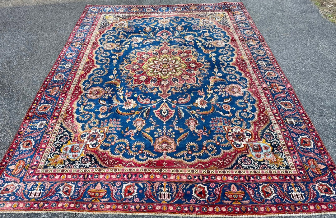 VINTAGE PERSIAN KERMAN HAND KNOTTED RUG, 9.3 x 12.0 (282cm x 366cm)