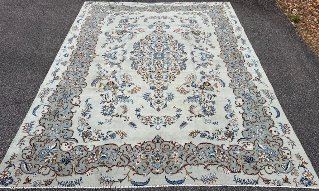 VINTAGE PERSIAN NAIN HAND KNOTTED RUG, 9.0 x 11.7 (274cm x 353cm)