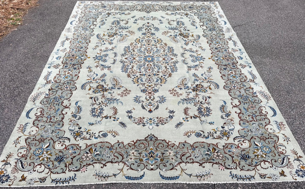 VINTAGE PERSIAN NAIN HAND KNOTTED RUG, 9.0 x 11.7 (274cm x 353cm)