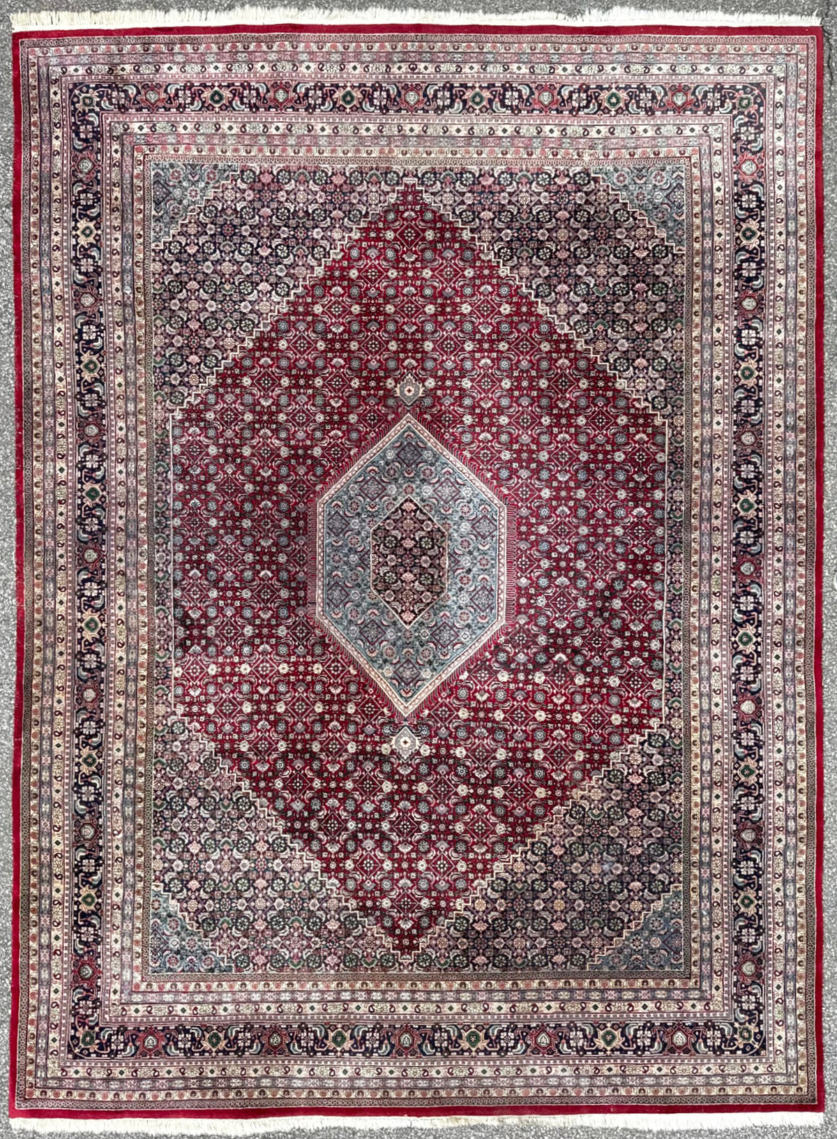 VINTAGE PERSIAN MAHI HAND KNOTTED RUG, 8.11 x 12.4 (272cm x 376cm)