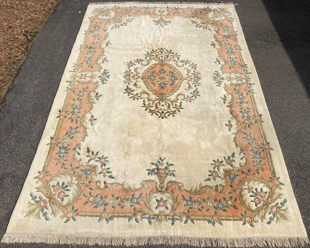 MANSION SIZE FRENCH STYLE AUBUSSON HAND KNOTTED RUG, 11.2 x 16.8 (340cm x 508cm)