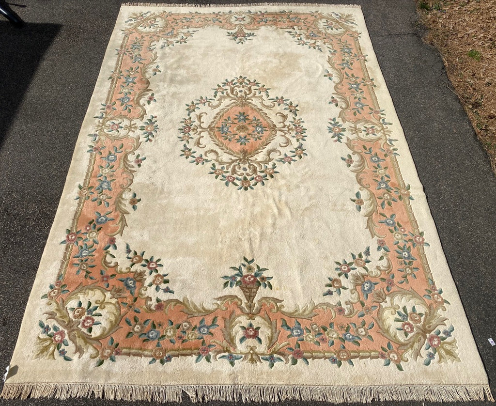 MANSION SIZE FRENCH STYLE AUBUSSON HAND KNOTTED RUG, 11.2 x 16.8 (340cm x 508cm)