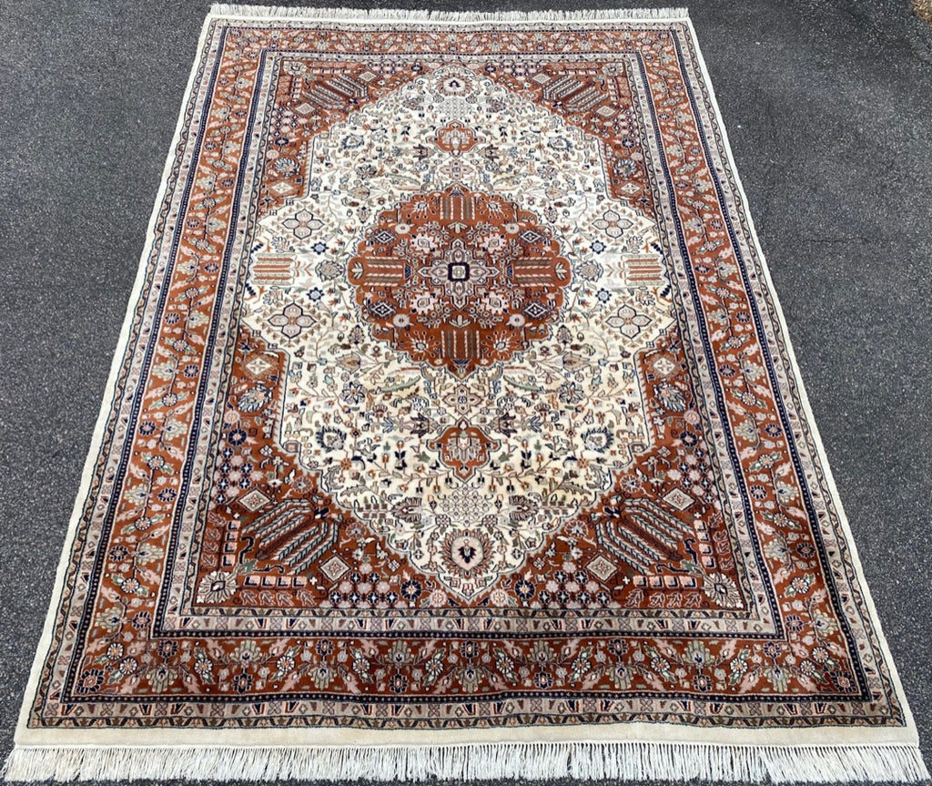 TABRIZ HAND KNOTTED RUG, 8.4 x 11.8 (254cm x 356cm)