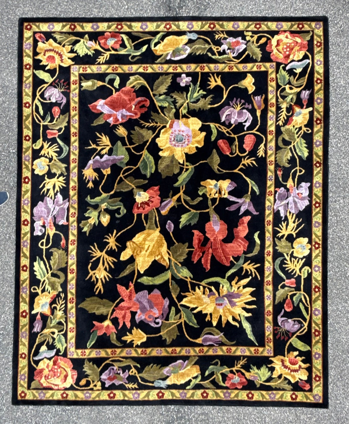 SAVONNERIE STYLE HAND KNOTTED RUG, 8.9 x 10.10 (267cm x 330cm)