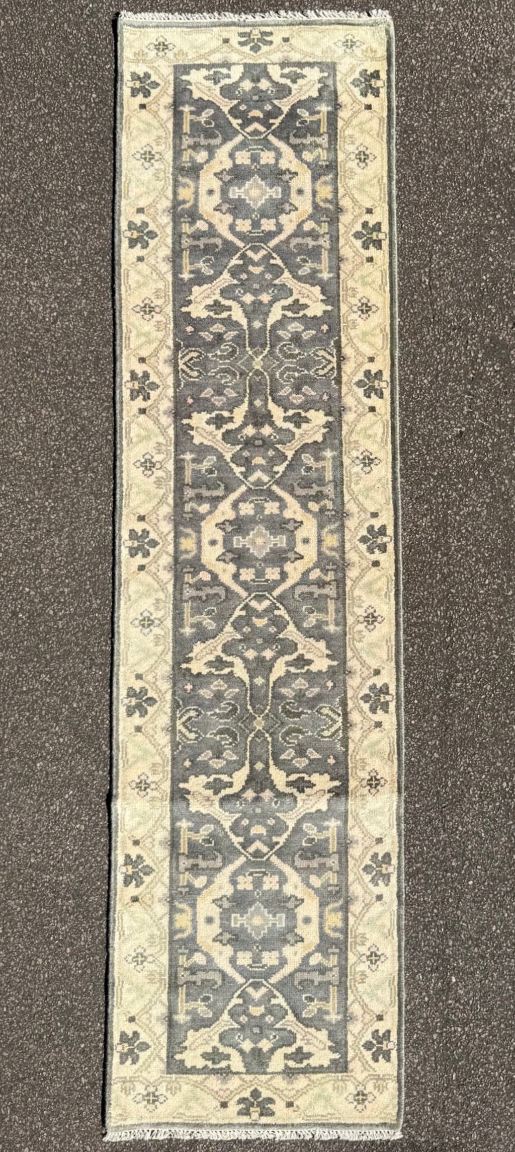 OUSHAK HAND KNOTTED RUNNER, NEW, 2.6 x 10.0 (76cm x 305cm)