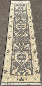 OUSHAK HAND KNOTTED RUNNER, NEW, 2.6 x 10.0 (76cm x 305cm)