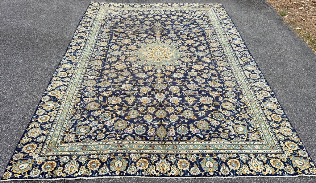 ANTIQUE PERSIAN KASHAN HAND KNOTTED RUG, 9.0 x 12.2 (274cm x 371cm)