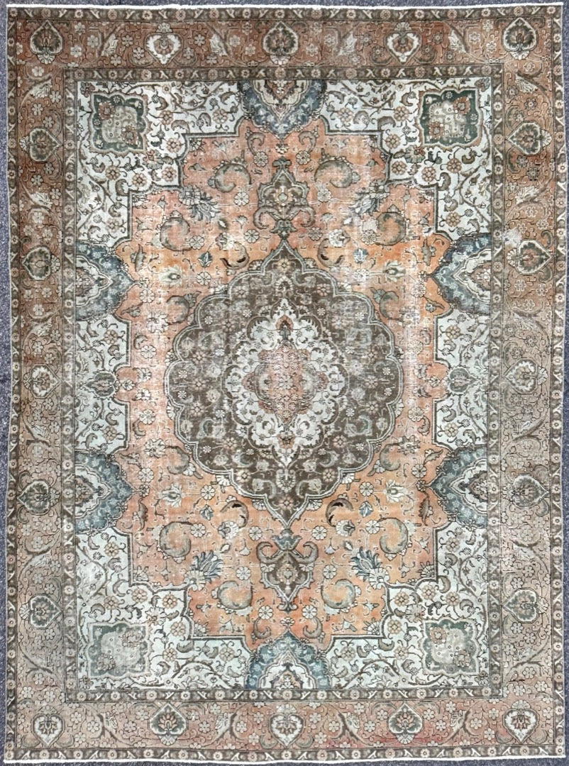ANTIQUE PERSIAN SAROUK HAND KNOTTED, 9.7 x 13.0 (292cm x 396cm)