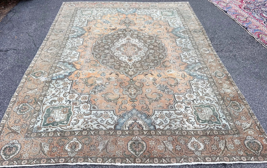 ANTIQUE PERSIAN SAROUK HAND KNOTTED, 9.7 x 13.0 (292cm x 396cm)