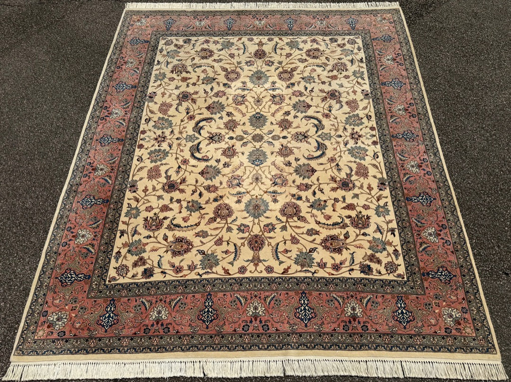 KASHAN HAND KNOTTED RUG WITH 300+ KPSI, 8.2 x 9.10 (249cm x 300cm)