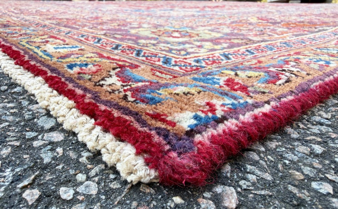 SIGNED PERSIAN KASHMAR CARPET, PICTORIAL VASE & BIRD DESIGN, RED FIELD HAND KNOTTED RUG, 9.3 x 12.0 (282cm x 366cm)