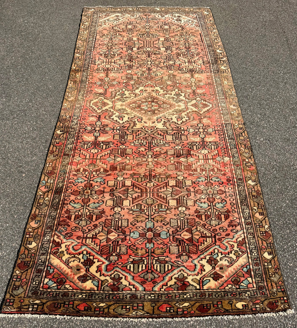 ANTIQUE PERSIAN HAMADAN HAND KNOTTED RUNNER, 4.4 x 9.6 (132cm x 290cm)