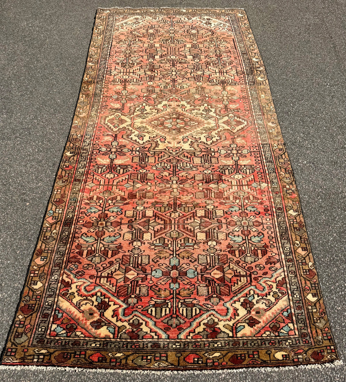 ANTIQUE PERSIAN HAMADAN HAND KNOTTED RUNNER, 4.4 x 9.6 (132cm x 290cm)