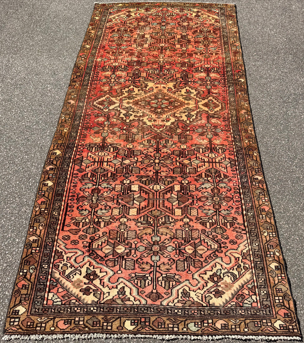 ANTIQUE PERSIAN HAMADAN HAND KNOTTED RUNNER, 4.4 x 9.6 (132cm x 290cm)