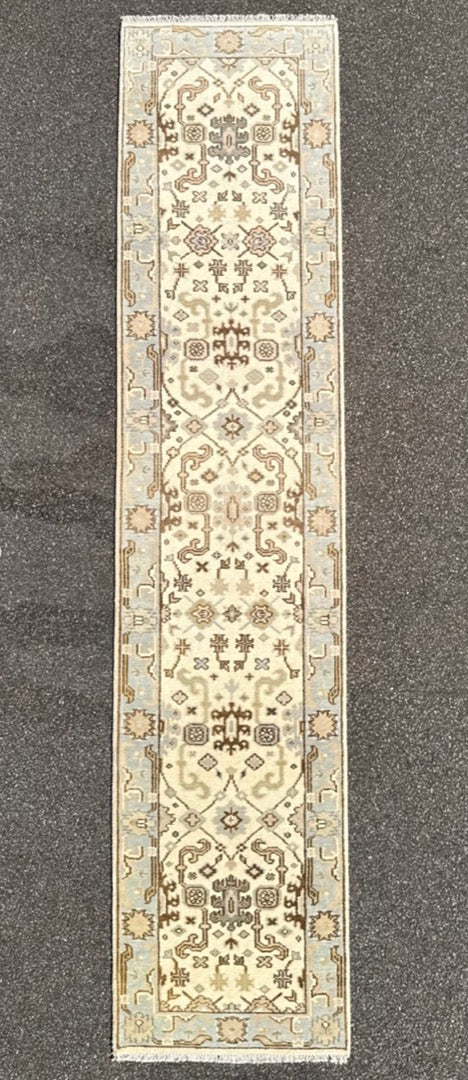 OUSHAK HAND KNOTTED RUNNER, NEW, 2.7 x 11.8 (79cm x 356cm)