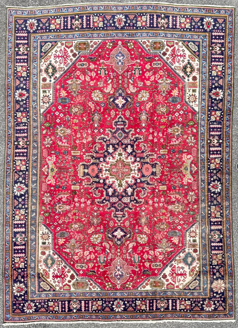 VINTAGE PERSIAN HERIZ HAND KNOTTED RUG, 8.2 x 11.3 (249cm x 343cm)